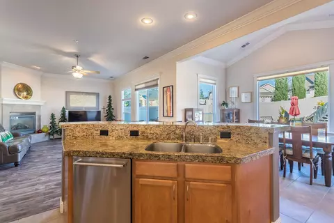 3794 Mario Ave, Redding, CA 96001 photo 5