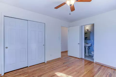 1215 Riviera Dr, Redding, CA 96001 photo 17