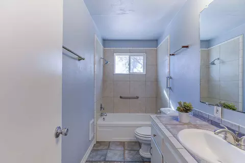 1215 Riviera Dr, Redding, CA 96001 photo 12