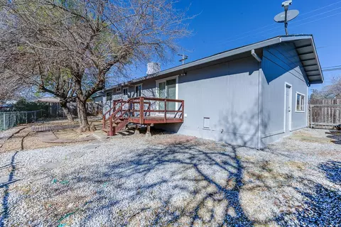 1215 Riviera Dr, Redding, CA 96001 photo 26