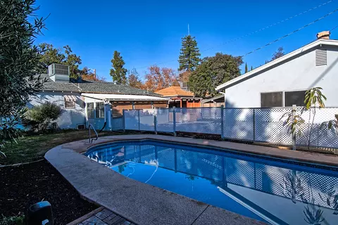 4707 Harrison Ave, Redding, CA 96001 photo 4