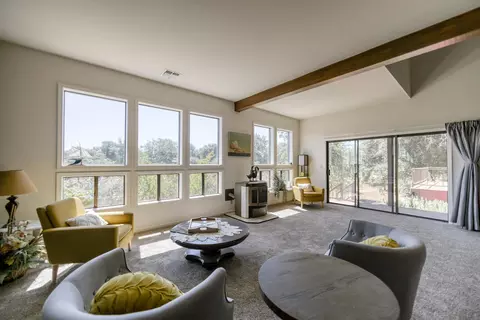 21943 Sagebrush Trl, Redding, CA 96003 photo 5