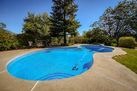 21943 Sagebrush Trl, Redding, CA 96003 photo 10