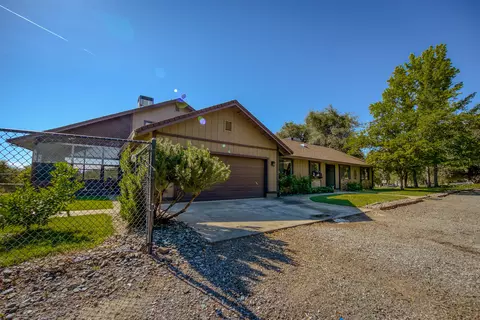 21943 Sagebrush Trl, Redding, CA 96003 photo 26