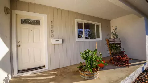 1000 Lincoln St, Redding, CA 96001 photo 2