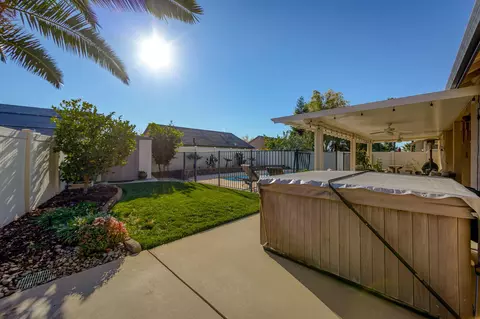 2109 Maudray Way, Redding, CA 96003 photo 52