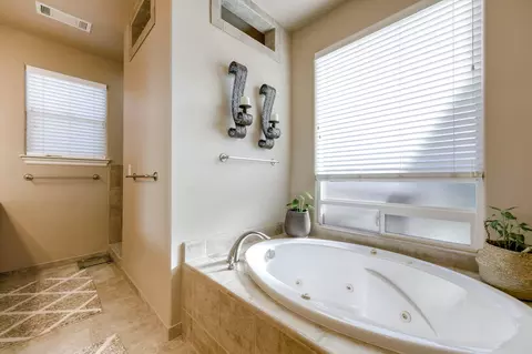 2109 Maudray Way, Redding, CA 96003 photo 36