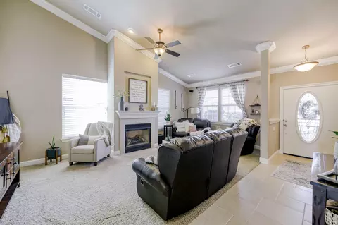 2109 Maudray Way, Redding, CA 96003 photo 14