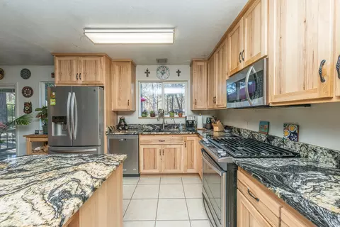 215 Wellock Rd, Lewiston, CA 96052 photo 10