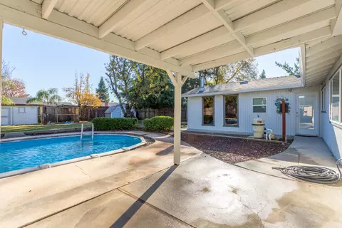 3650 Riverview Dr, Redding, CA 96001 photo 29