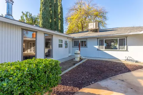 3650 Riverview Dr, Redding, CA 96001 photo 32