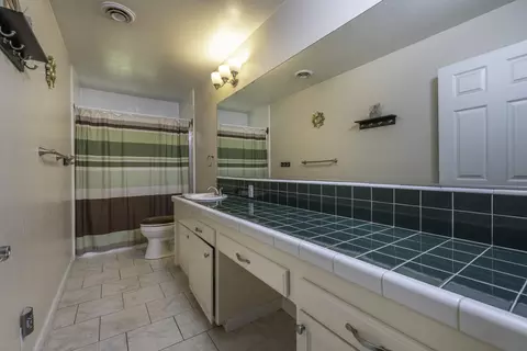 2816 Squire Ave, Redding, CA 96002 photo 6