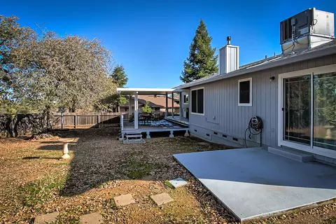 3268 Auburn Dr, Redding, CA 96001 photo 35