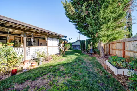 16995 Santa Barbara Dr, Redding, CA 96003 photo 36
