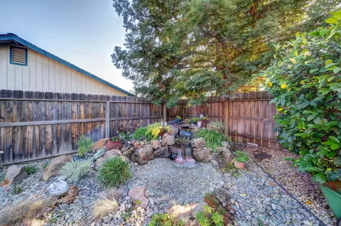 16995 Santa Barbara Dr, Redding, CA 96003 photo 40