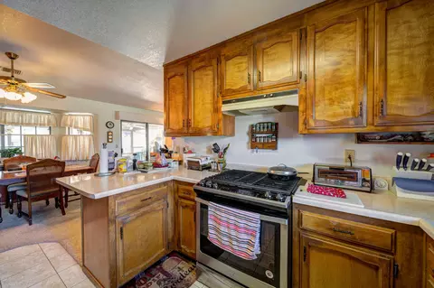 16995 Santa Barbara Dr, Redding, CA 96003 photo 14