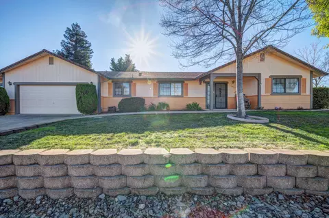 16995 Santa Barbara Dr, Redding, CA 96003 photo 1
