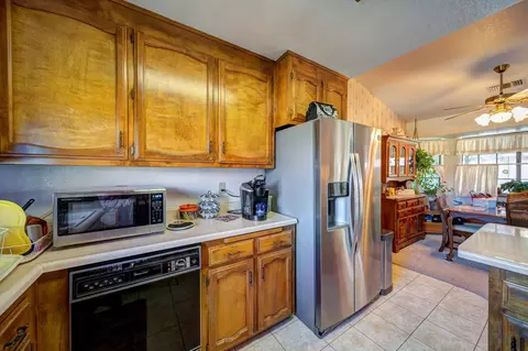 16995 Santa Barbara Dr, Redding, CA 96003 photo 12