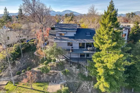 2405 Annette Dr, Redding, CA 96001 photo 42