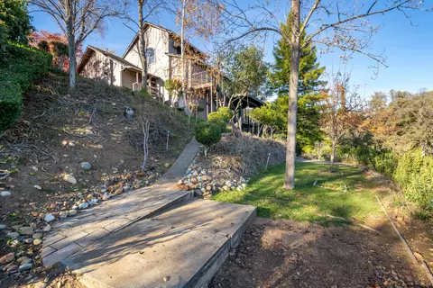 2405 Annette Dr, Redding, CA 96001 photo 36