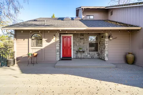 2405 Annette Dr, Redding, CA 96001 photo 3
