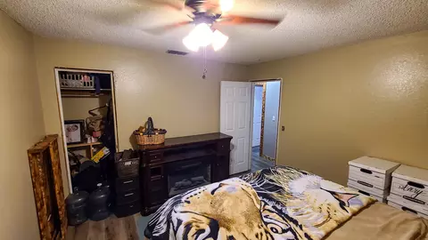 17586 Pine View Dr, Redding, CA 96003 photo 16