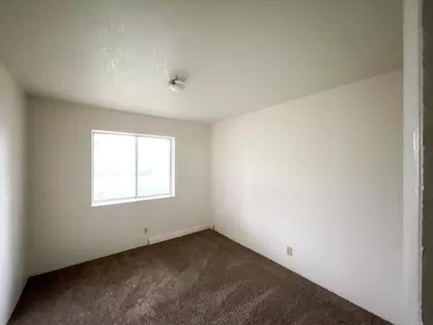 3725 Suzanne Way, Redding, CA 96002 photo 10