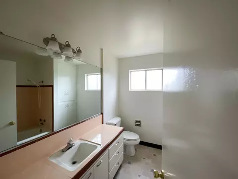 3725 Suzanne Way, Redding, CA 96002 photo 12