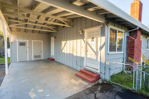 14672 Spring Branch Rd, Redding, CA 96003 photo 4