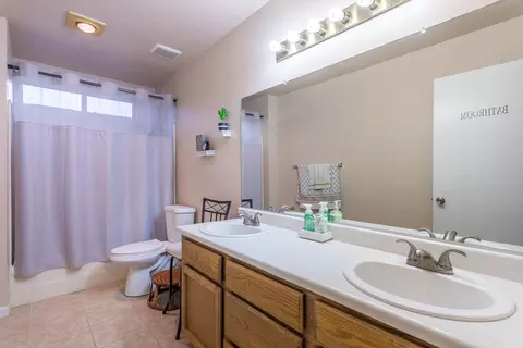 2527 Celestial St, Redding, CA 96002 photo 11