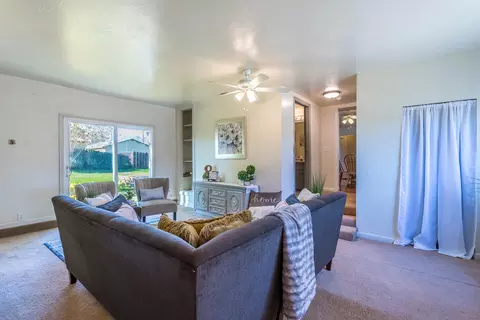 3960 Alta Mesa Dr, Redding, CA 96002 photo 10