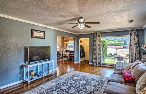 2565 North St, Redding, CA 96001 photo 9