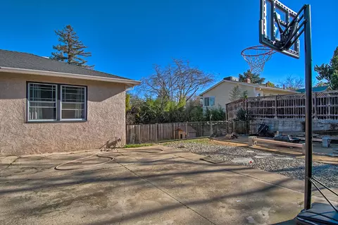 2565 North St, Redding, CA 96001 photo 48