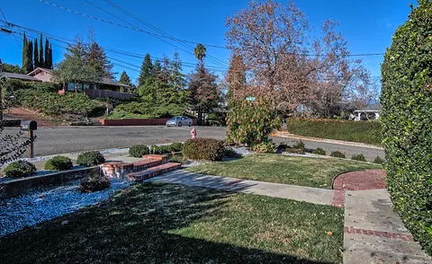 2565 North St, Redding, CA 96001 photo 6