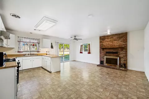 3617 Oro St, Redding, CA 96001 photo 10