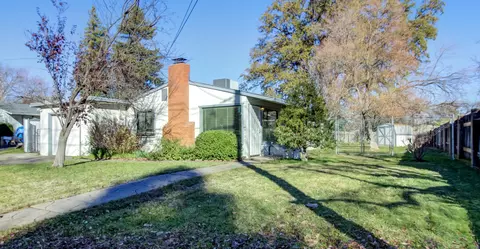 2137 Washington Ave, Redding, CA 96001 photo 3