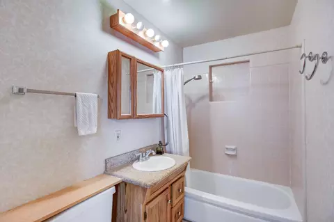 2137 Washington Ave, Redding, CA 96001 photo 16