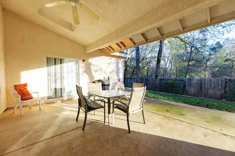 5955 Fairmont Dr, Redding, CA 96003 photo 17