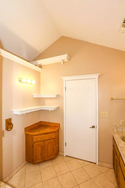 8138 Secluded Valley Dr, Redding, CA 96001 photo 30