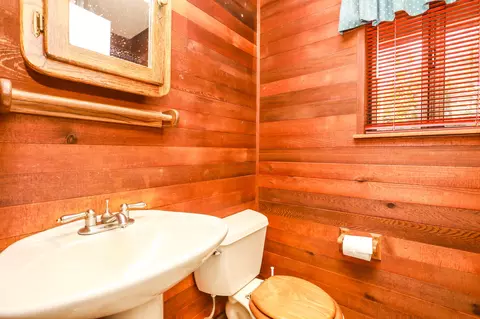 8138 Secluded Valley Dr, Redding, CA 96001 photo 10