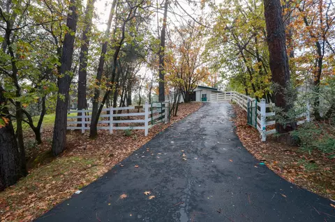 8138 Secluded Valley Dr, Redding, CA 96001 photo 45