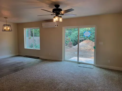 4060 Easter Ave, Redding, CA 96003 photo 5