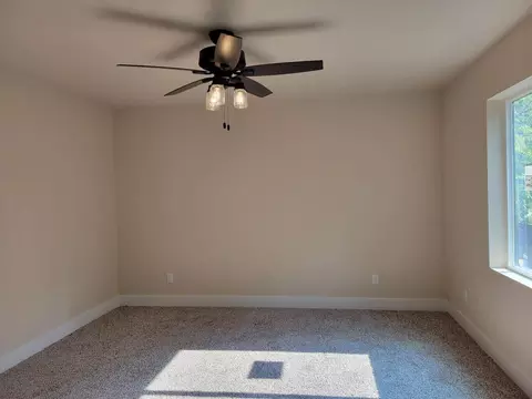 4060 Easter Ave, Redding, CA 96003 photo 8