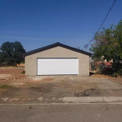 4060 Easter Ave, Redding, CA 96003 photo 2