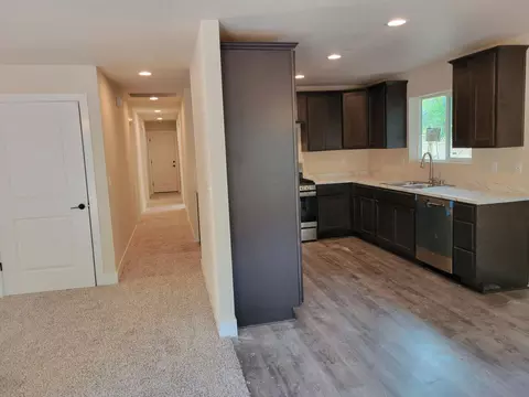 4060 Easter Ave, Redding, CA 96003 photo 7