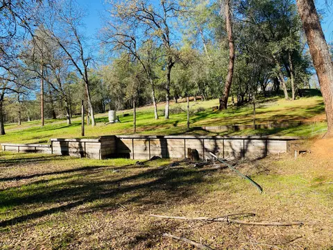 13872 Bear Cub Ct, Redding, CA 96003 photo 8