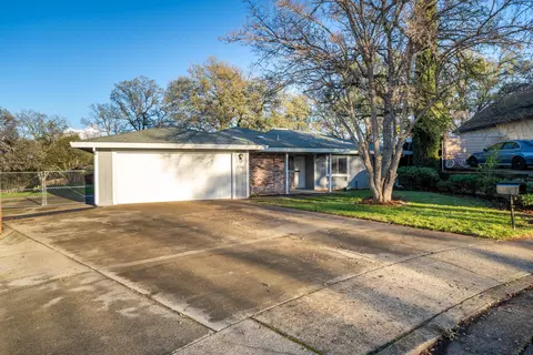 2790 Carolee Ct, Redding, CA 96002 photo 2