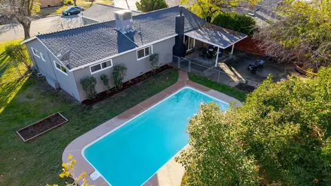 2410 Hawn Ave, Redding, CA 96002 photo 53