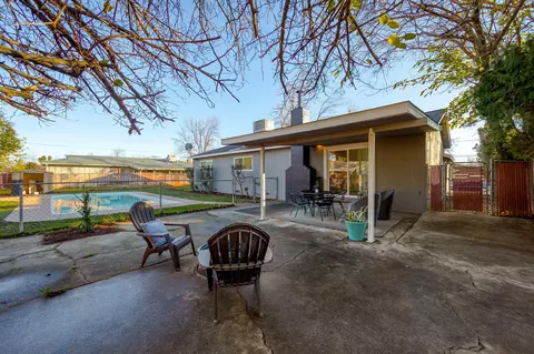 2410 Hawn Ave, Redding, CA 96002 photo 14