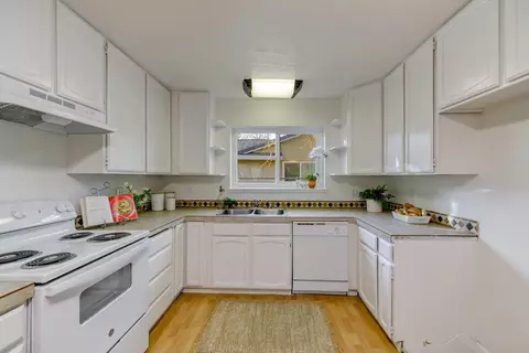 2410 Hawn Ave, Redding, CA 96002 photo 24